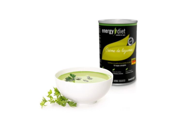 Soupe de légumes alimentaires énergétiques